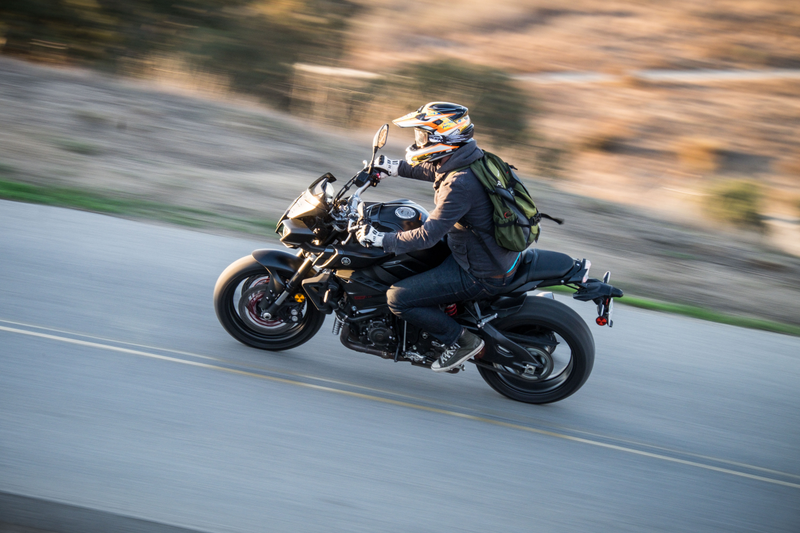 Illustration for article titled The 2017 Yamaha FZ-10 Is A Wild Everyday Commuter I Never Learned To Love